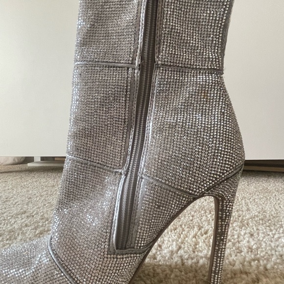 Steve Madden Rhinetsone boots- size 7! - Picture 7 of 12